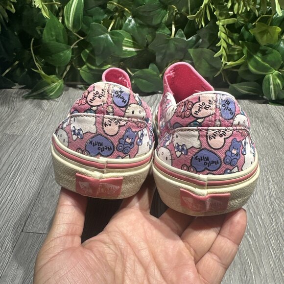Vans Hello Kitty Sanrio Men's Size 6.5 Women's Size 8 US pink Slip On Shoes - Picture 5 of 11
